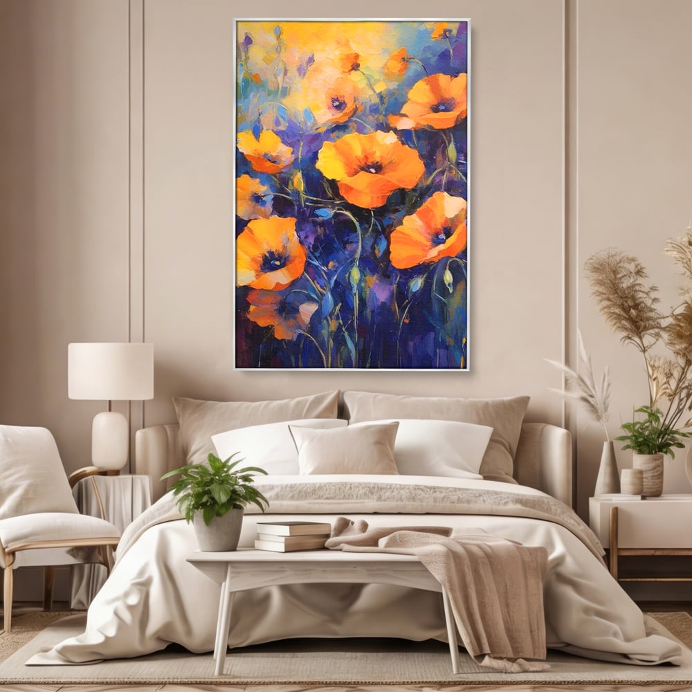 Tablou canvas cu tablou canvas cu maci portocalii, in rama de aluminiu argintiu, pe perete intr-un dormitor
